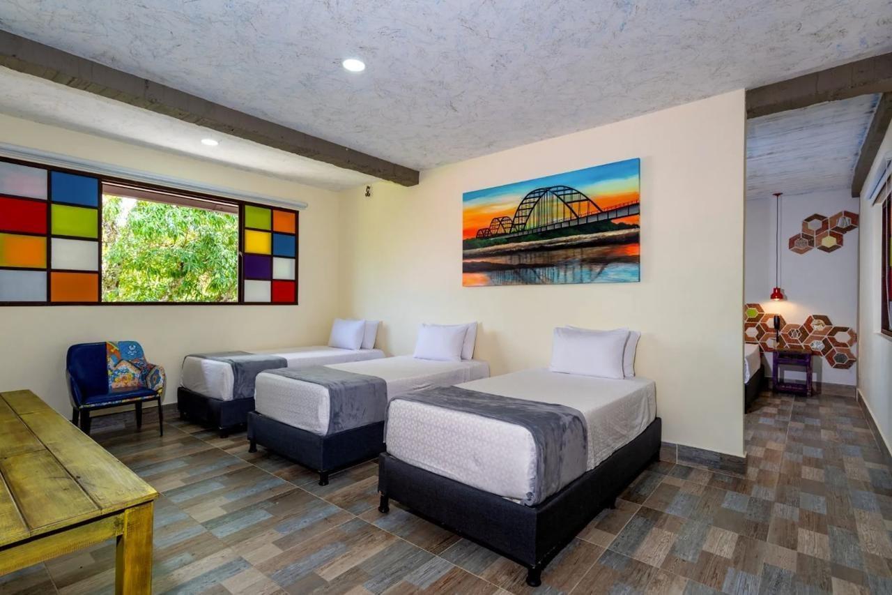 Nq Hotel Orinoquia Granja Campo Alegre Buitenkant foto