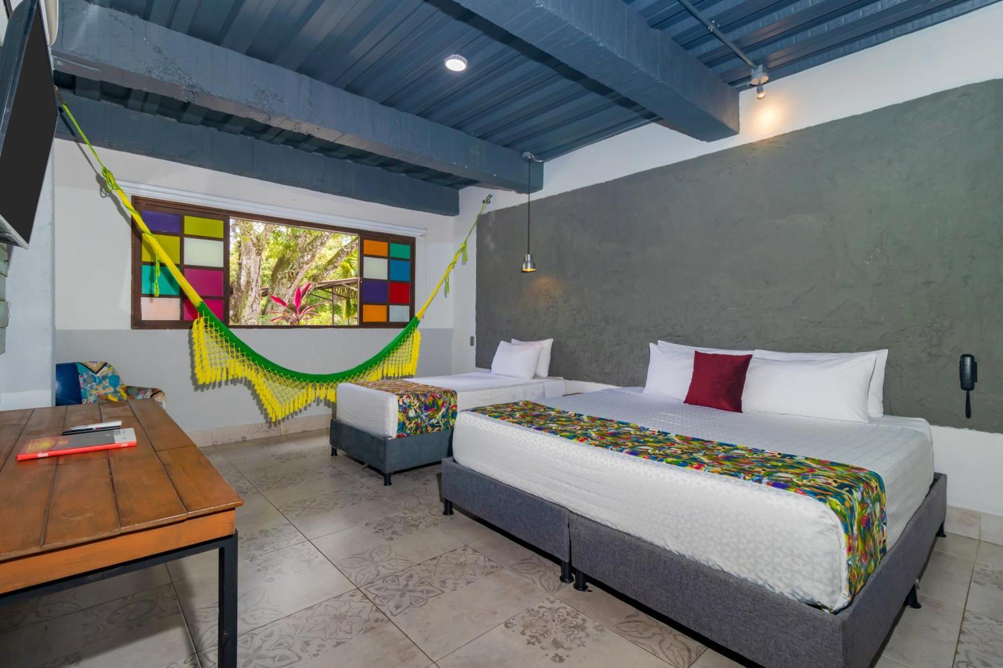 Nq Hotel Orinoquia Granja Campo Alegre Buitenkant foto