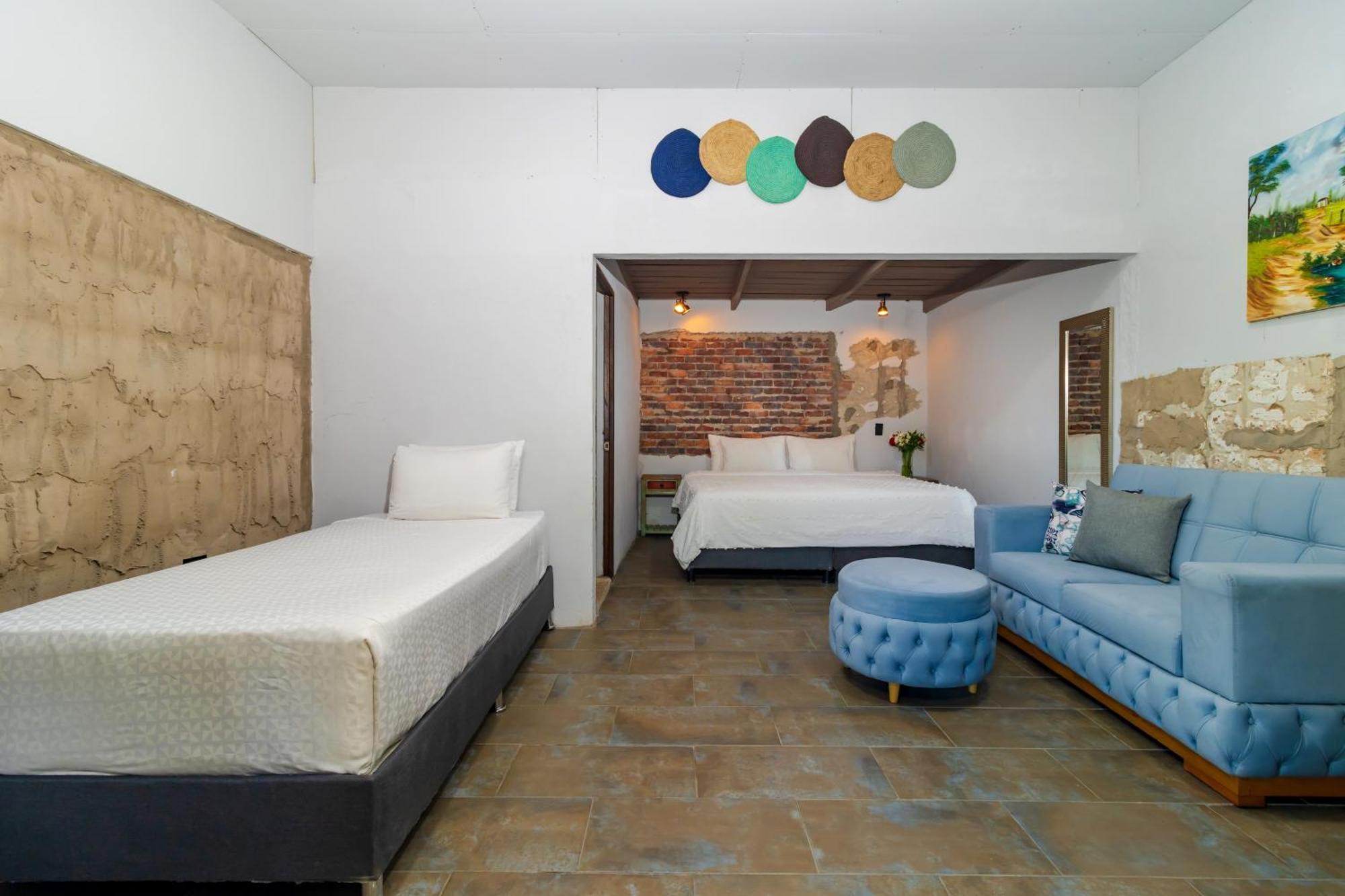 Nq Hotel Orinoquia Granja Campo Alegre Buitenkant foto