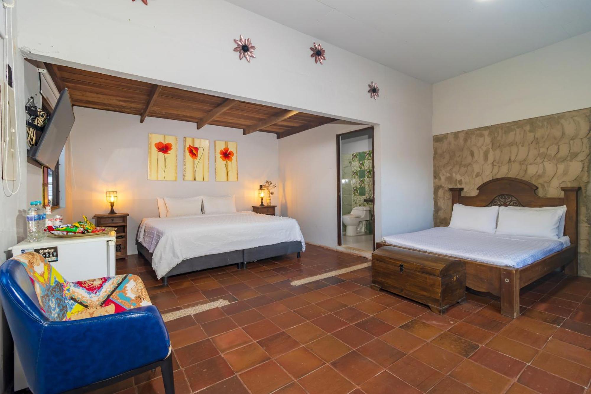 Nq Hotel Orinoquia Granja Campo Alegre Buitenkant foto